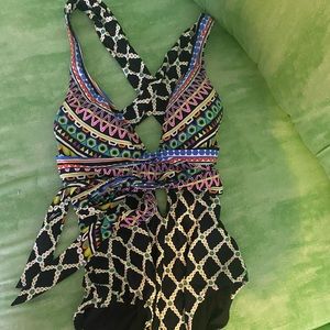 Trina Turk Standard Keyhole One Piece - SO FLATTERING!